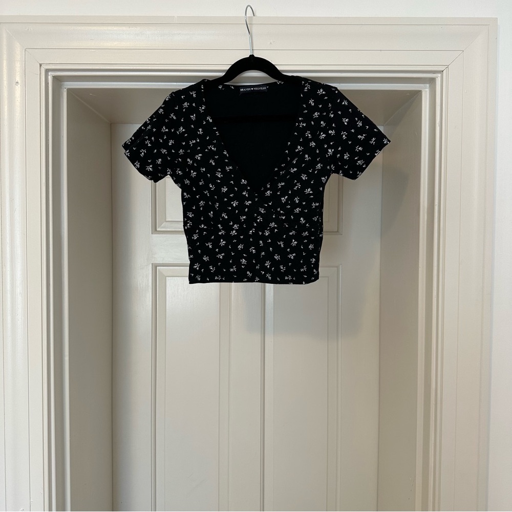 Brandy Melville, OS, Cropped Wrap V Plunging Crop, Black